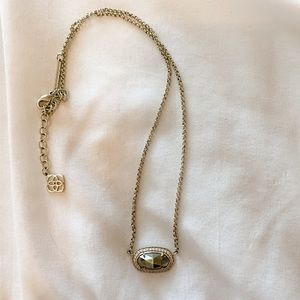 Kendra Scott necklace